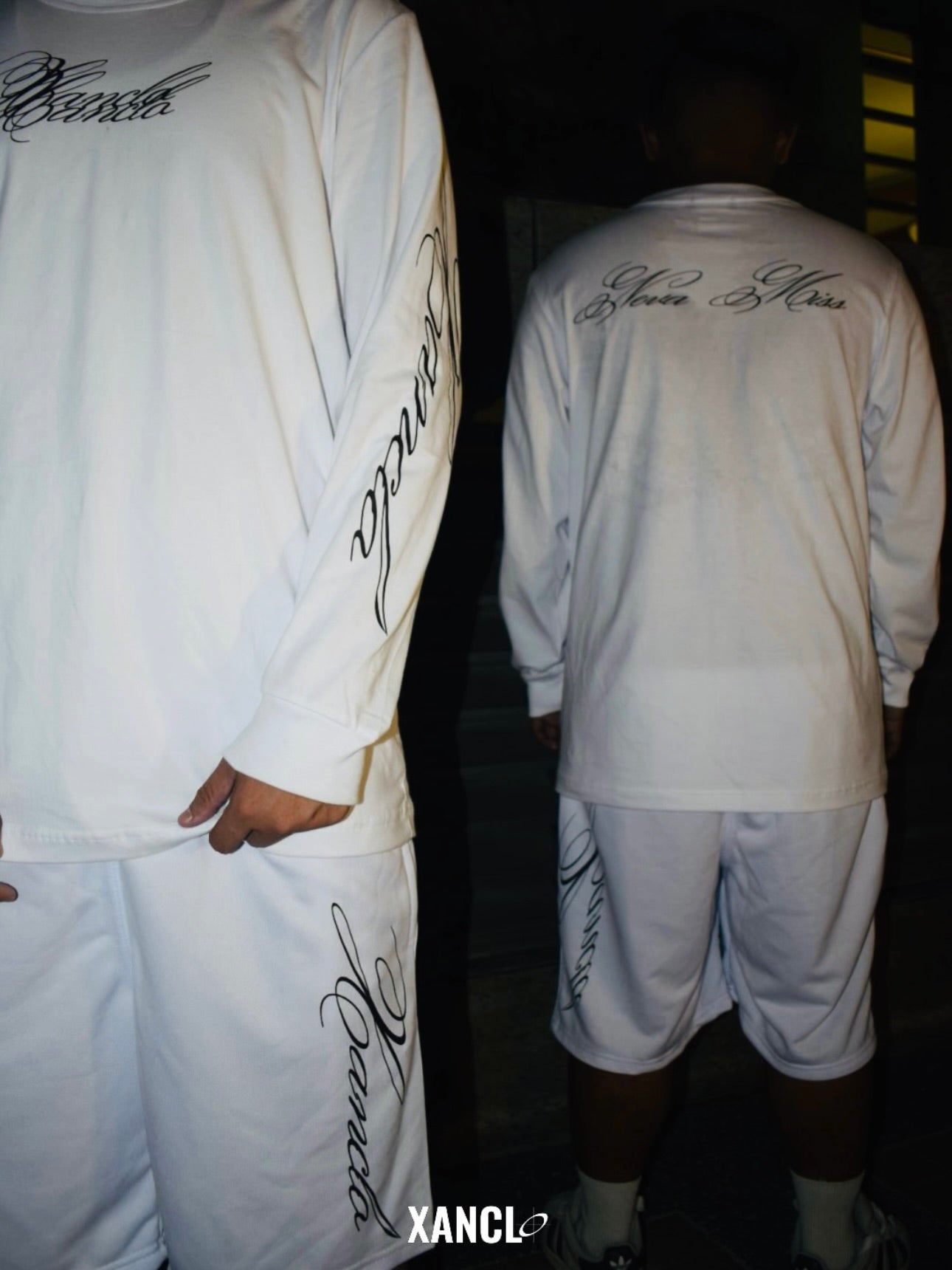 Paper White Cursive Short
